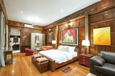 Luxury Hannah Villas - A Touch of Thai Luxury. Отели рядом с достопримечательностью «Wat Tham Praditsathan»