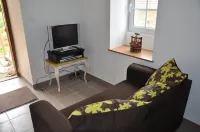 lezardrieux appart. 4/5 people seaside + garden Hotel a Lezardrieux