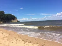 Lake Front/Dock, HotTub, Woods, Kayaks/SUP,  3 Beaches, Fossils, Theater Room