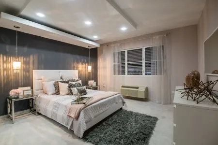 Modern/sleek Apt, 7 mins from Jobos Beach