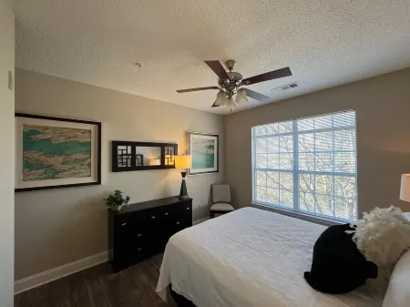 Fabulous 2 bed/2bath Crp Furnished Apt in Alpharetta