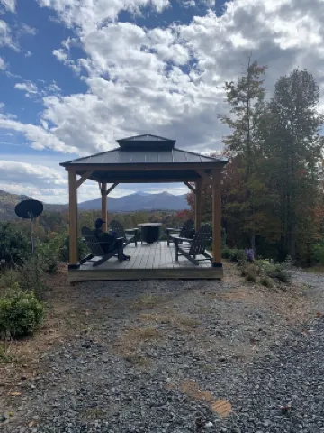 Lucy's Cottage has Exceptional views of the Blue Ridge Mountains!