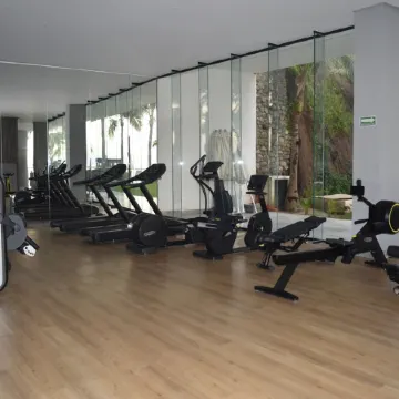 Beautiful Beach front Condo with pool and Espectacular ocean views