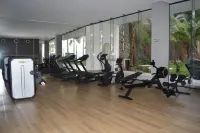 Beautiful Beach front Condo with pool and Espectacular ocean views