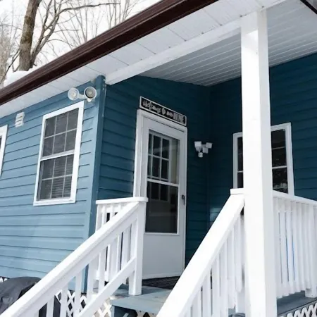 Riverside Blue… Your cozy guesthouse for all things Muskoka!