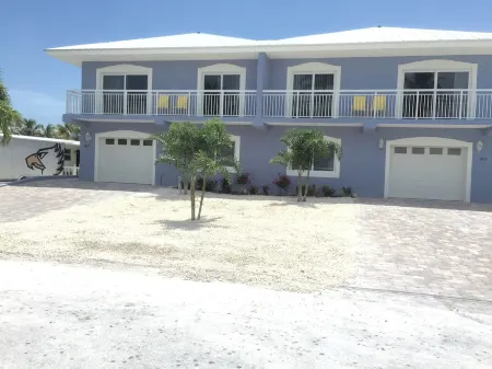 4 Bedroom,4 Bath with private pool and 37 and 1/2 foot boat dock