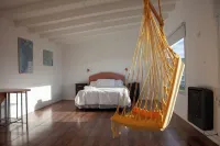 Casa Abruzzo: Cozy Retreat with Stunning Andes Mountains and Lake Views