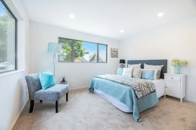 4 Bedroom Holiday Home Epsom Hotels in Epsom