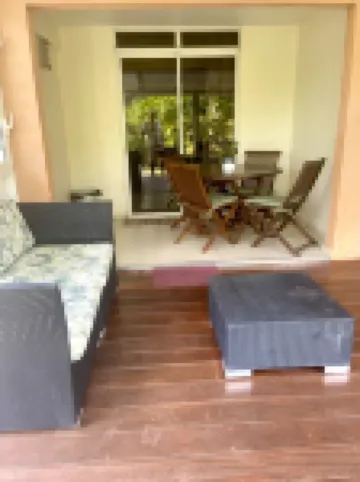 Superb apartment with garden and private pool, close to the sea