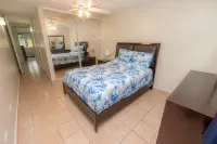 Oceanfront Garden Villa- affordable