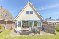Vacation home in a unique location at the foot of the dunes