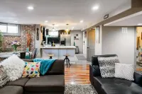 Newly remodeled garden-level suite near downtown in Cheesman Park neighborhood.