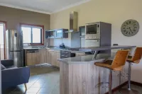 Apartment facing the Beach