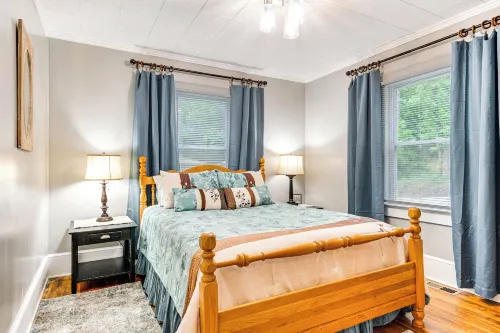 3 Mi to Dtwn! Forest City Haven w/ Furnished Patio - 2-Star