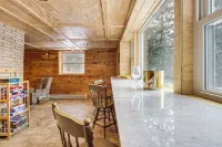 Bigfork Cabin on Long Lake by Trails and Restaurant! - parking