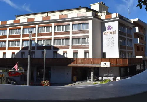Hotel Central, Spa & Lounge Bar Hotel a Lens