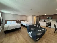 Western Traveller Motel Hotels in Kootenay Boundary