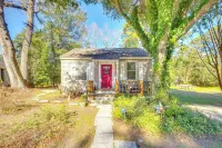 5 Mi to Downtown Beaufort: Pet-friendly Cottage! - 2-Sterne