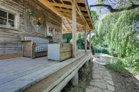 Historic Nature Lovers Cabin on Farm in Paonia! - 3-Star