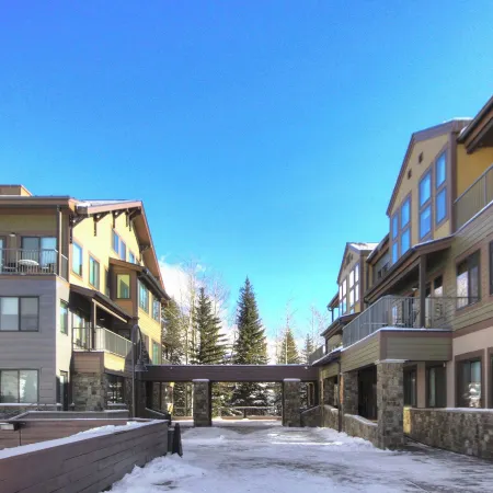 Keystone Ski Resort CO - Slopeside Lodging