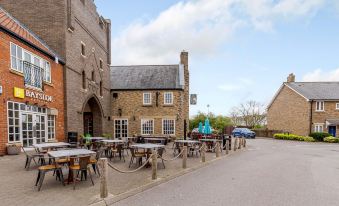 Dotty's Sunshine Cottage