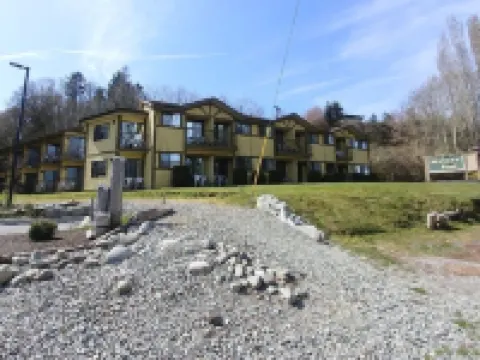 Wessex Inn by the Sea Hotels in Cowichan Bay