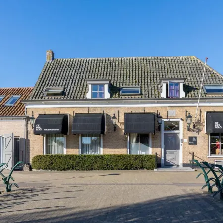 De Herberg Hotels in Renesse