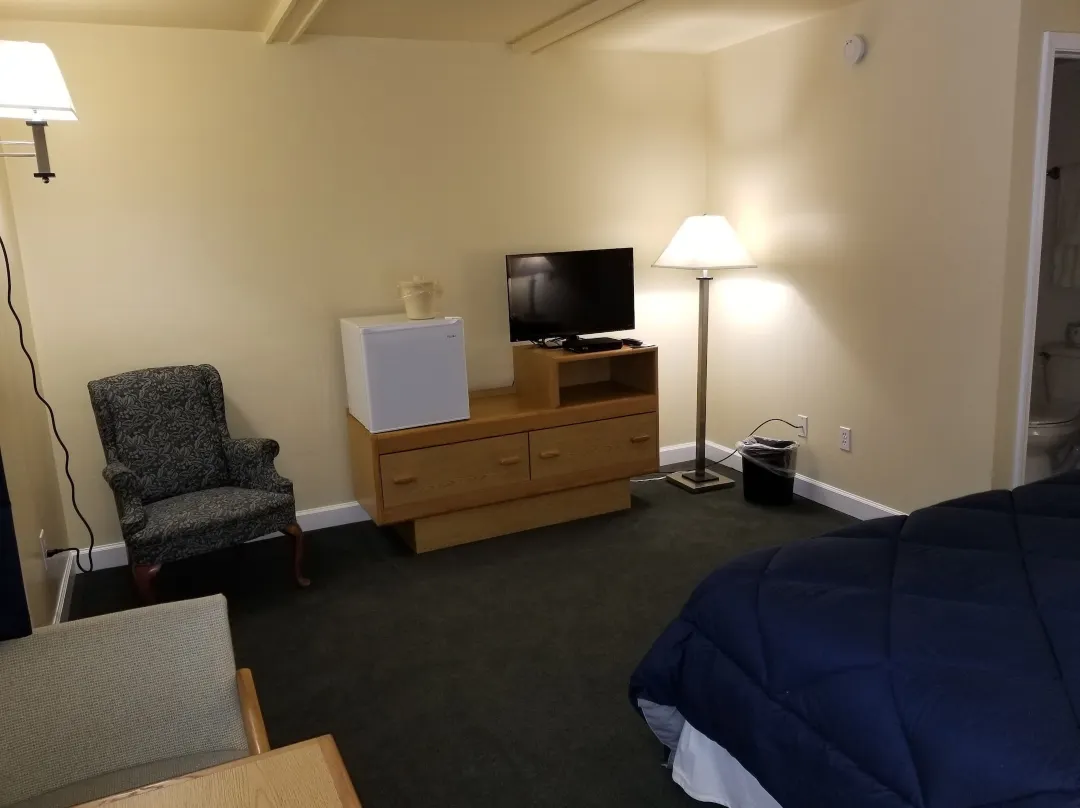 Captain's Quarters Motel - Saugatuck, MI