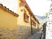 Picaflor Tambo Guest House - Bed and Breakfasts