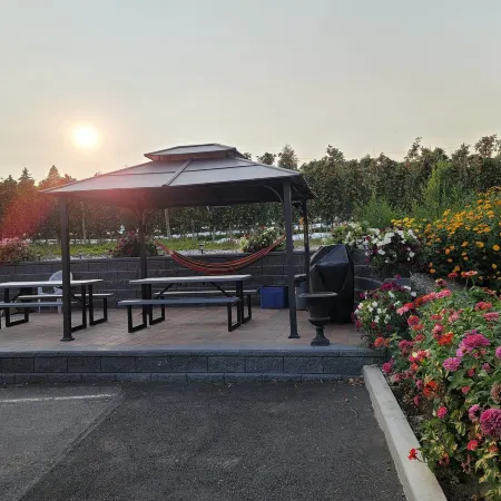 Lake Country Inn