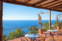 Villa Pino - Deniz Manzaralı