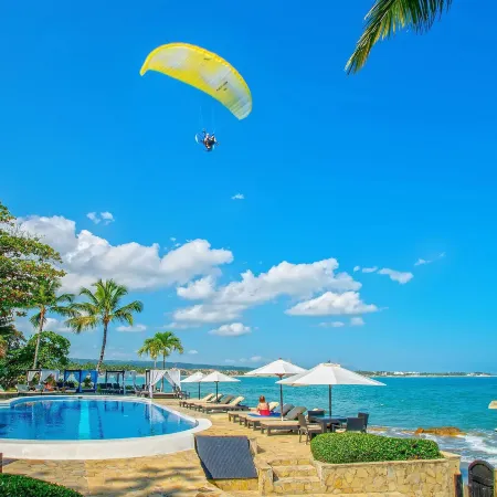 Velero Beach Resort