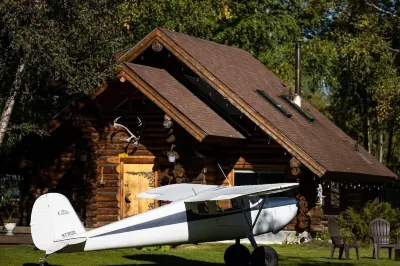 The Airstrip Hotels near Talkeetna Sundog Kennel