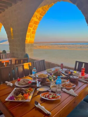 Tache By The Lake Hotels in 