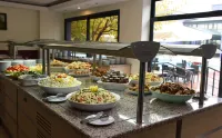 赫拉克勒斯溫泉飯店 - 早餐