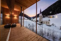 Naturhotel Rainer فنادق في Stulles