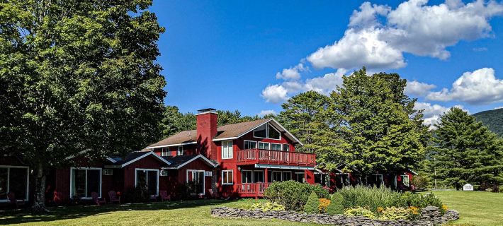 North Shire Lodge Hotels in Bennington County