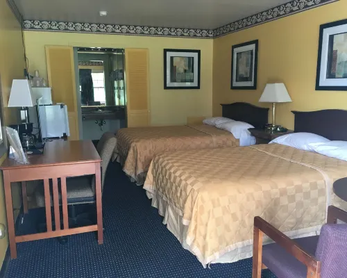 Norwalk Inn Hotels in Huron County