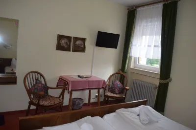 Alte Dorfschänke Hotels in der Nähe von Elfengrotte (Käsegrotte)