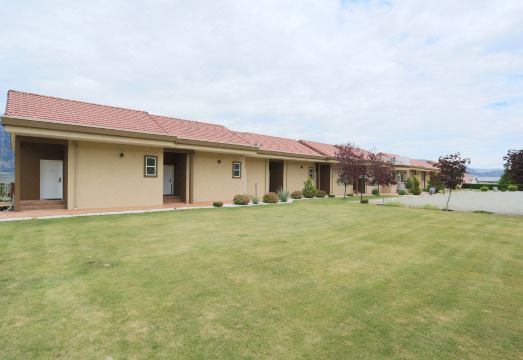 5. 쉬라즈 빌라..