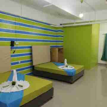 Yuj Inn - Pasay Rooms
