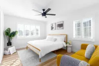 EV Charger L2 Cozy Home short distance to Downtown Riverside