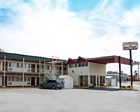 Stagecoach Motel Hotels in 