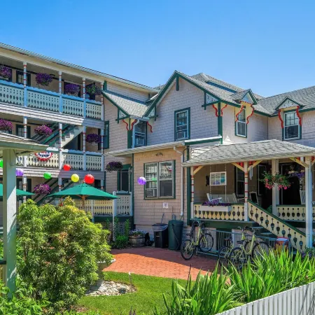 Pequot Hotel