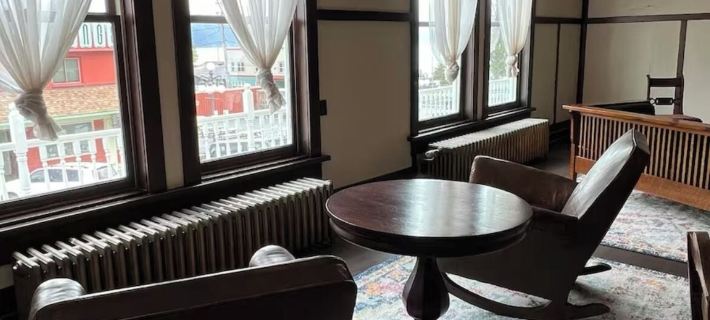 브라운 앤드 호킨스 히스토리컬 아파트먼트 수어드 호텔