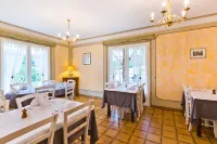 Logis Hôtel la Cremaillere - Parkering