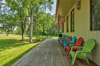 Pet-Friendly Wabasha Studio: Boat, Ski & Explore! - Wifi