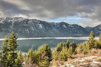 CLE Elum Lake Bunkhouse w/ Shared Hot Tub & Views! - appartements de vacances