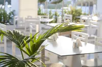 Maritimo Beach Hotel - breakfast