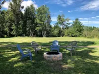 Sara Placid Inn & Suites